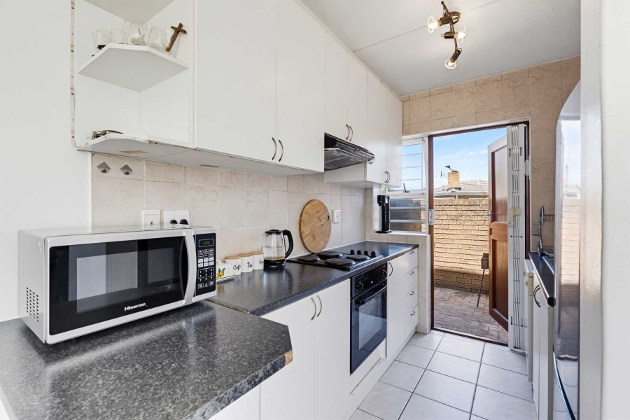 2 Bedroom Property for Sale in Protea Heights Western Cape